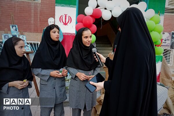 مراسم یادبود شهدای دانش‌آموز مدرسه شجره طیبه میناب