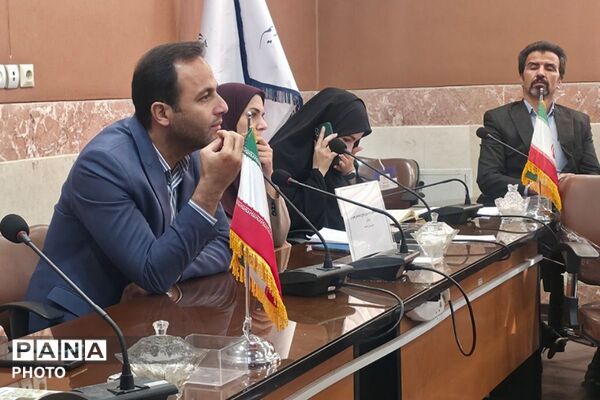  جلسه توجیهی ویژه مدیران و مربیان پرورشی مدارس ابتدایی شهرستان رباط‌کریم