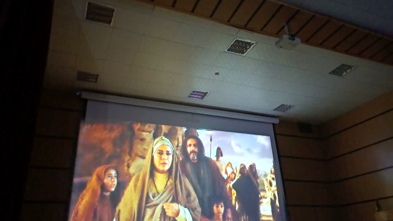 بنویس موسی بخوان" منجی"