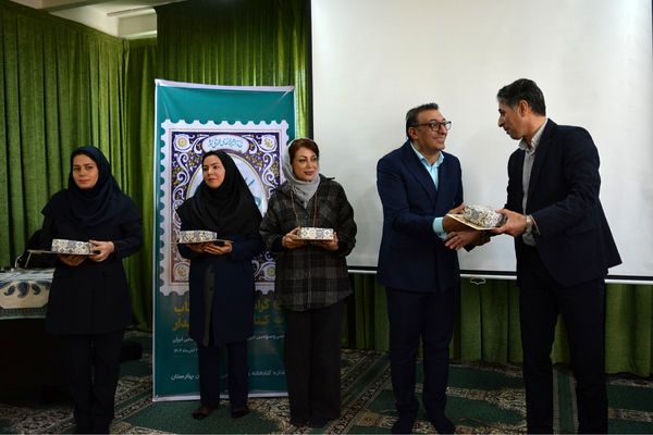 مدرسه حکمت میزبان هفته کتابخوانی