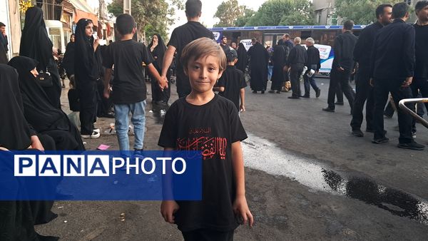 حضور کودکان و نوجوانان در دسته حسینیه اعظم زنجان 