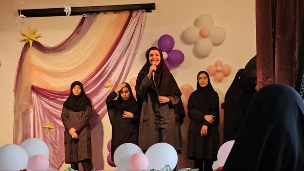 لحظه‌های متفاوت روز پرستار و ولادت حضرت زینب (س) در دبیرستان دخترانه طلیعه شاهد