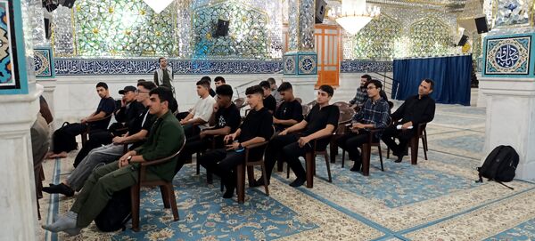 بدرقه دانش‌آموزان اعزامی به پیاده‌روی اربعین 