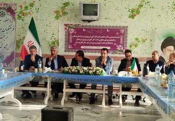 از ۳۹ مدرسه فاروج در قالب ۱۱ گروه بازدید شد