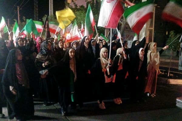 اجتماع باشکوه اهالی ولایتمدار شهرستان فردیس 