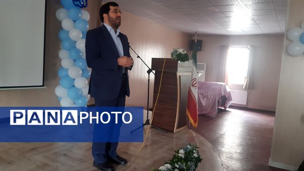 همایش تقدیر از مراقبین سلامت مدارس ملارد 