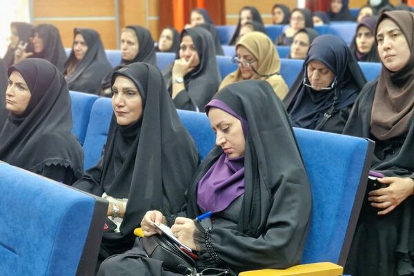 نشست معاونان آموزشی مدارس شهرستان‌های استان تهران به میزبانی قرچک 