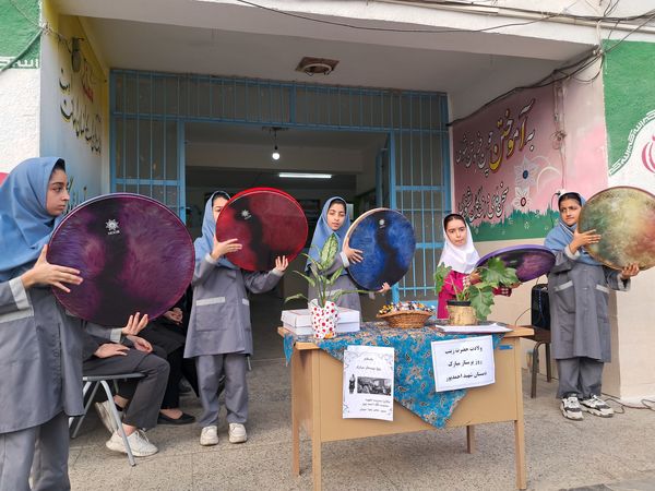 جشن میلاد حضرت زینب(س) در دبستان شهید احمدپور قائمشهر