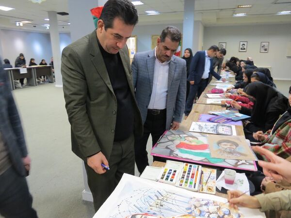 برگزاری رویداد آخراشه در هنرستان هنرهای زیبا 