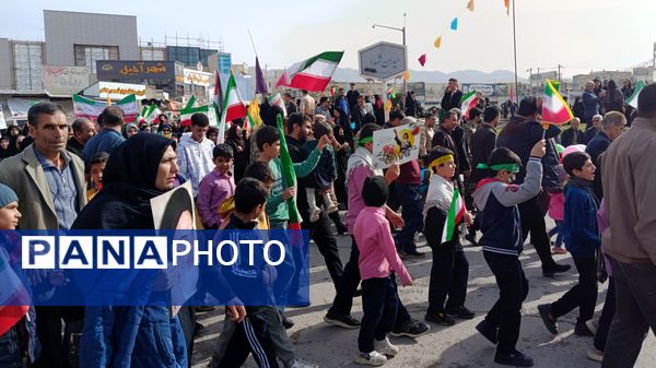 خروش پرشور مردم کازرون در جشن 47 سالگی پیروزی انقلاب اسلامی