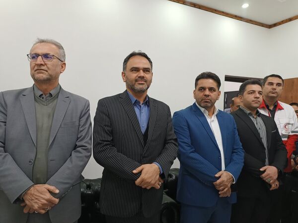دیدار نوروزی نماینده شهرستان‌های محمودآباد و نور با مدیران ادارات در محمودآباد 