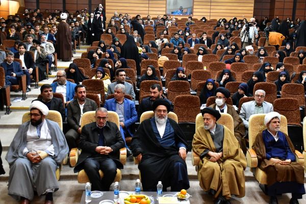 هفتمین اجلاسیه استانی نماز در یاسوج