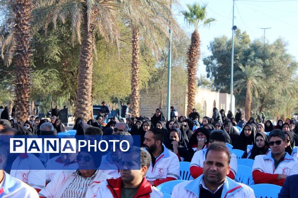 مثل نخل‌هایمان استوار ماندیم 