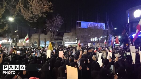 خروش مردم بصیر و عزادار شهرستان نیشابور در چهارمین روز از عزای سالار شهیدان انقلاب اسلامی 