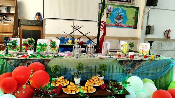 جشن قرآن کلاس اولی‌ها در مدرسه شاهد خیر سجادی 