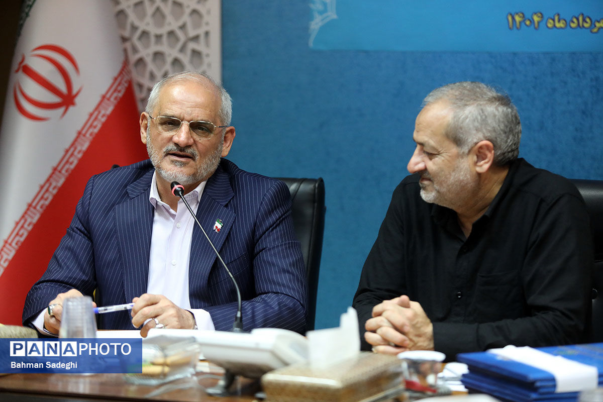 سرمایه واقعی، مردم هستند و موفقیت در مدرسه‌سازی، محصول مشارکت و ایمان به ظرفیت مردم است