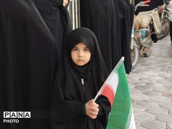 تشییع و خاکسپاری پیکر دو شهید حمله آمریکایی - صهیونی در بن 
