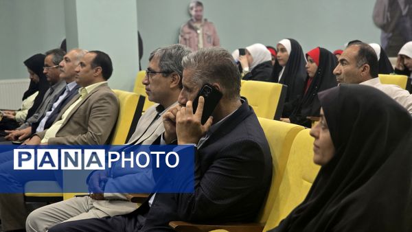 کاروان تجهیزات نوسازی، راهی مدارس اصفهان شد