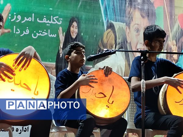 جشن بزرگ تقدیر از هفته دفاع مقدس درکنار نسل آینده ساز