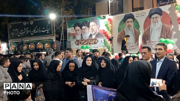 خرم آباد در عید غدیر صحنه‌ای باشکوه از وحدت و ولایتمداری خلق کرد