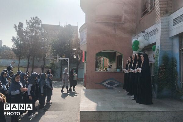 جشن ولادت حضرت زینب(س) در مدارس شهدای ایران تایر و شهید اورکی اسلامشهر
