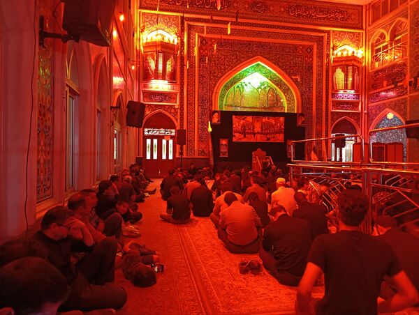برگزاری مراسم شب ششم عزاداری امام حسین(ع) در تکیه ابوالفضلی نیشابور