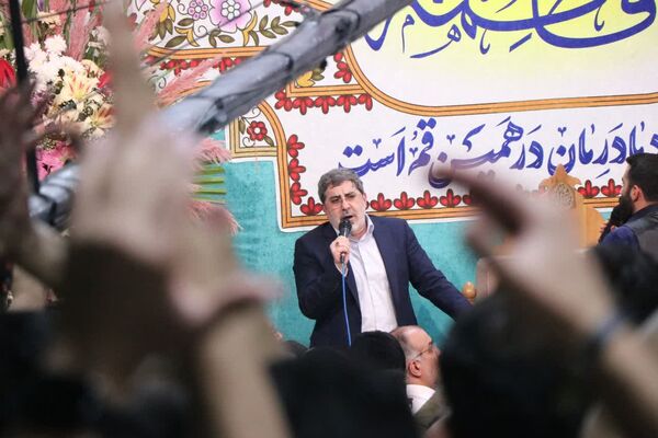 مولودی خوانی سالروز میلاد حضرت معصومه(س) با حضور جوانان و نوجوانان در قم