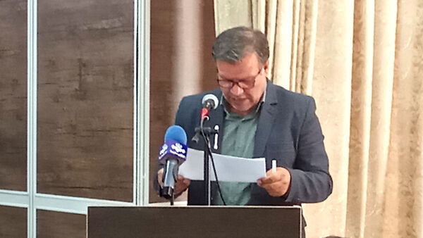 جلسه شورای اداری شهرستان بن با حضور استاندار 