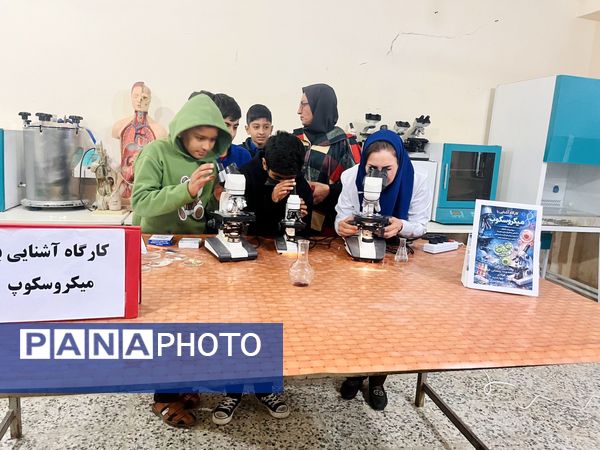 بازدید دانش‌آموزان مدرسه سما حاجی‌آباد از پژوهش‌سرای رازی در قالب طرح مهارت‌افزایی یارا