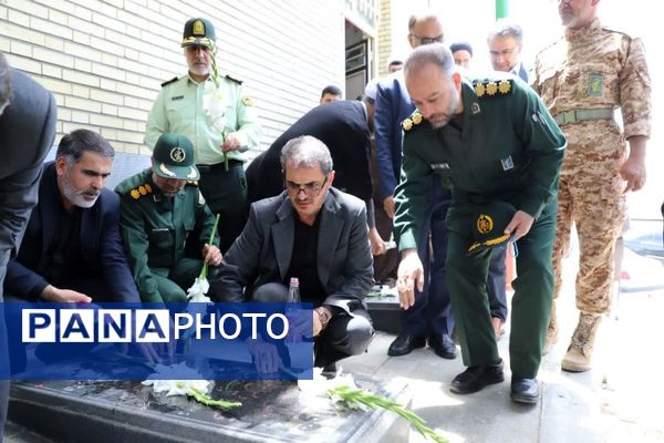 مراسم گرامیداشت شهدای راه‌خدمت و سالروز آزادسازی خرمشهر در سنندج