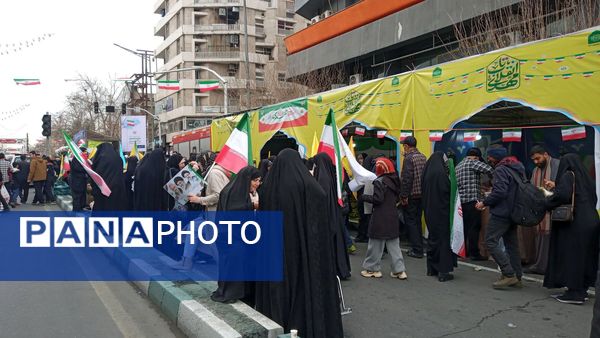 تجدید پیمان مردم پایتخت در روز ۲۲ بهمن