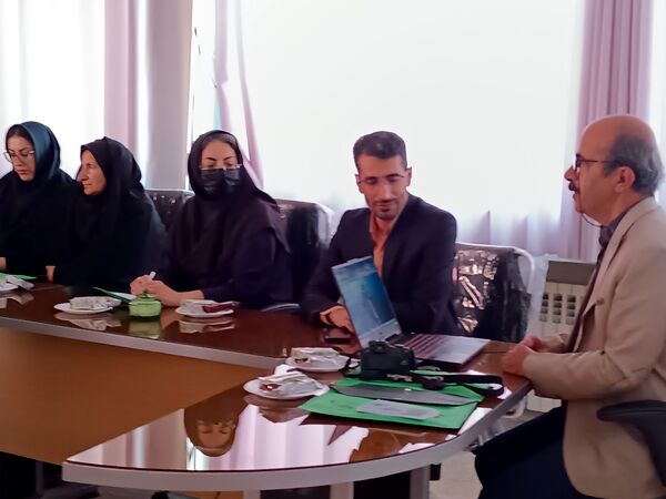 برگزاری دوره آموزشی محیط زیست ویژه مدیران و مراقبان سلامت فارسان