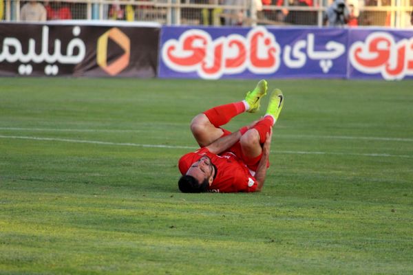 بازی بدون گل تراکتور و فجر سپاسی