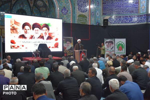 تجدید بیعت با رهبر در قروه