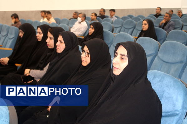 مراسم گرامیداشت «شهدای اقتدار» در آموزش و پرورش استان بوشهر