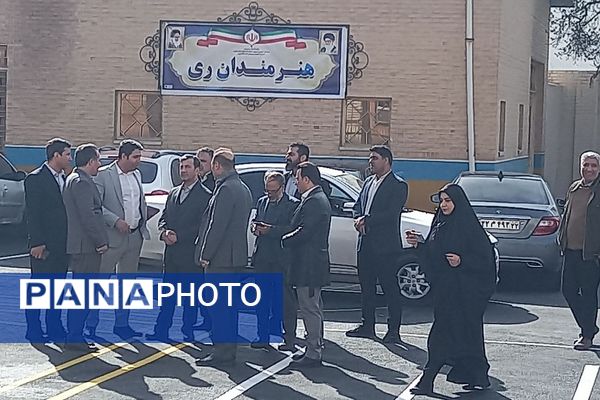 آیین افتتاح دو مدرسه خیرساز با حضور مدیر کل آموزش و پرورش شهرستانهای استان تهران در ناحیه دو شهرری 
