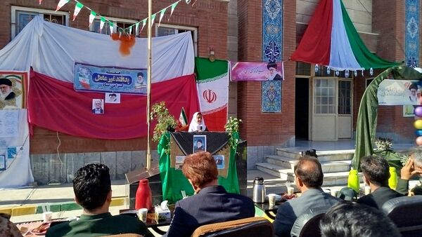 هفته پدافند غیرعامل با مانورهای مختلف این هفته در دبستان حضرت مریم(س) دوره دوم