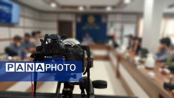 پانایی‌ها نوراوی مهر می‌شوند