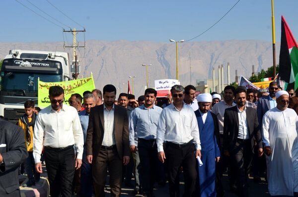  راهپیمایی 13 آبان در بستک