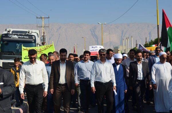 راهپیمایی 13 آبان در بستک