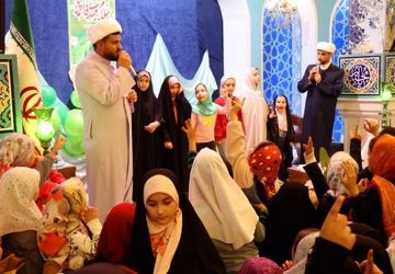 برپایی مواکب جشن نیمه شعبان در میادین شهر و مراسم شادی در امامزاده سید عباس بجنورد