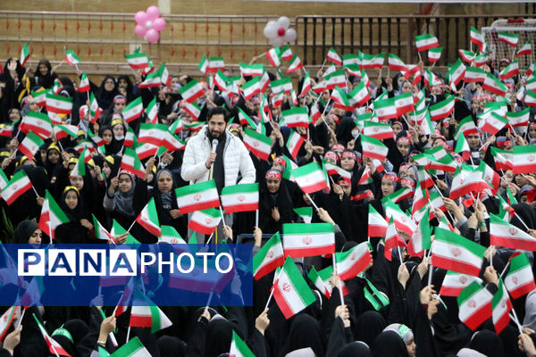 همایش دختران حاج قاسم 