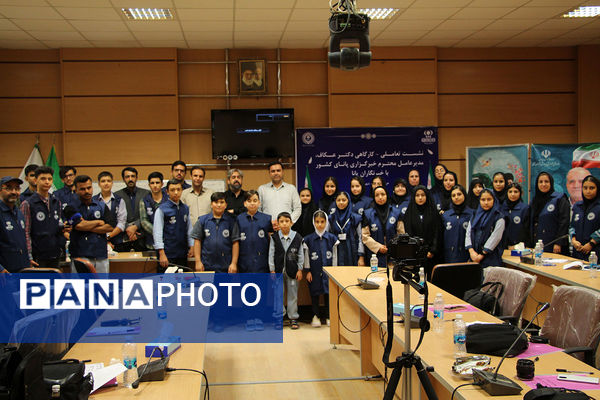 حضور مدیر عامل خبرگزاری پانا در جمع دانش آموز خبرنگاران خراسان شمالی