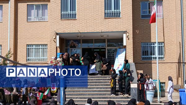 برگزاری جشن هفته تربیت‌بدنی در مدرسه ام‌ابیها 