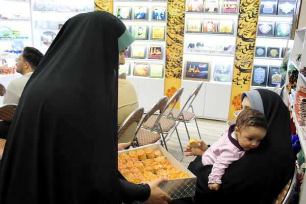 جشن دوسالگی پروا با خدام حرم رضوی در یزد
