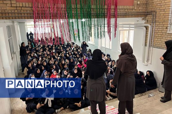 برگزاری جشن نیمه شعبان و در هنرستان کارآفرینان