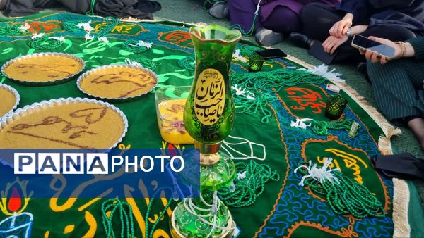 مدرسه‌ای به رنگ انتظار؛ جشن مهدوی در قاب لبخند دانش‌آموزان