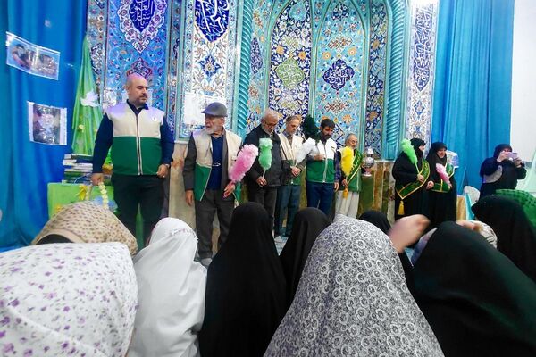 آیین معنوی اعتکاف در مسجد جامع بومهن
