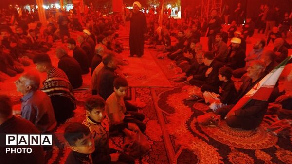 طنین نوای یا حسین (ع) در دومین شب از ماه محرم در نورآباد