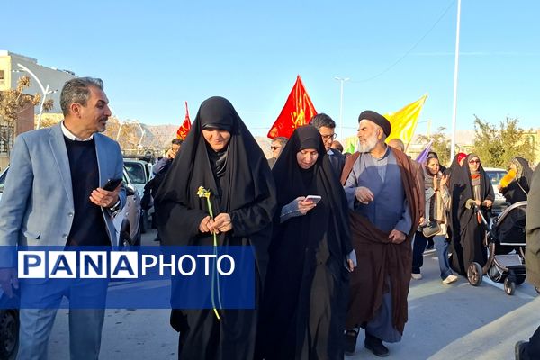 خوشحالی و شادی‌پیمایی در جشن تولد امام مهربان